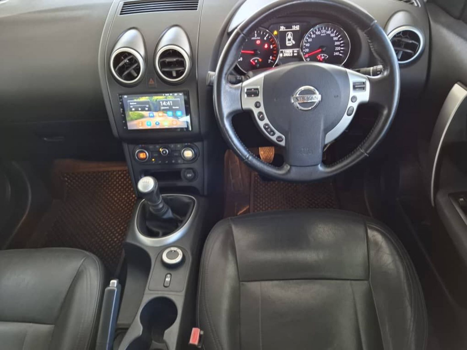 2012 Nissan Qashqai photo 7