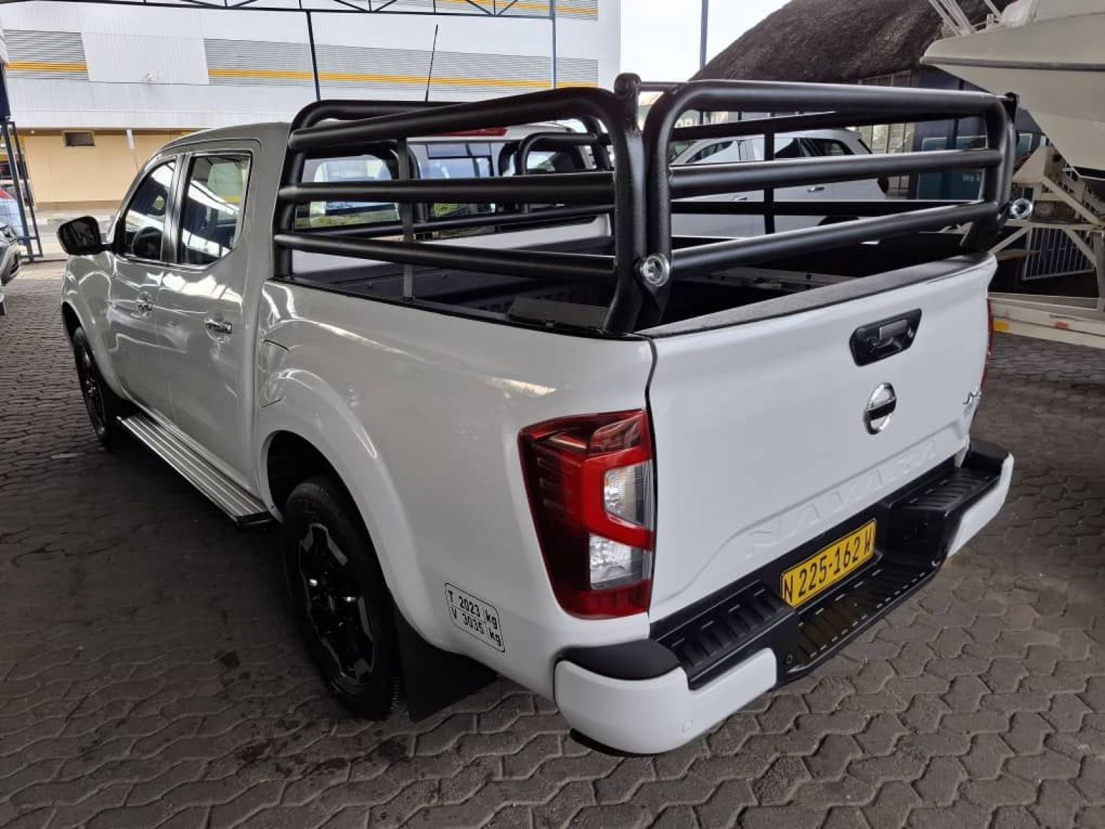 2023 Nissan Navara photo 5