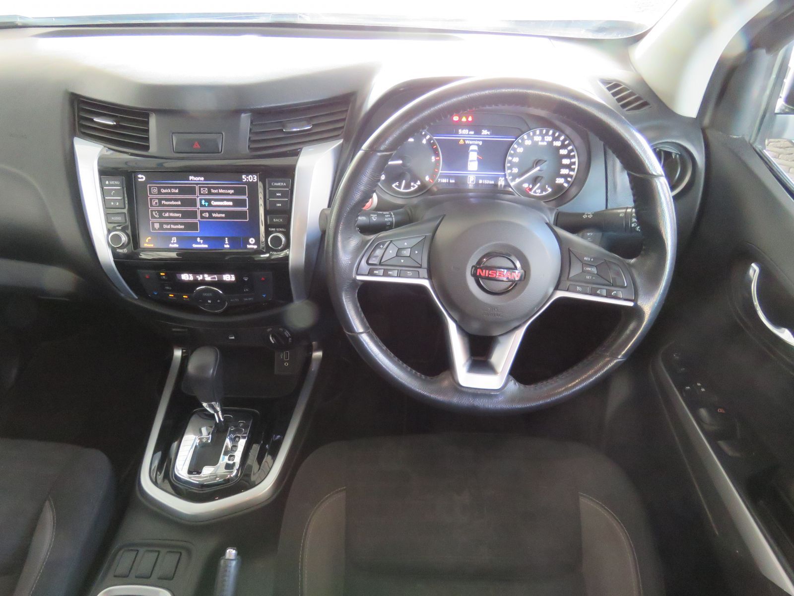 2023 Nissan Navara photo 8