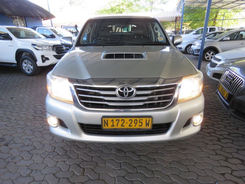 2014 Toyota Hilux photo 2