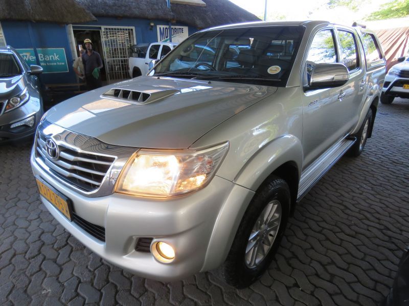 2014 Toyota Hilux photo 3