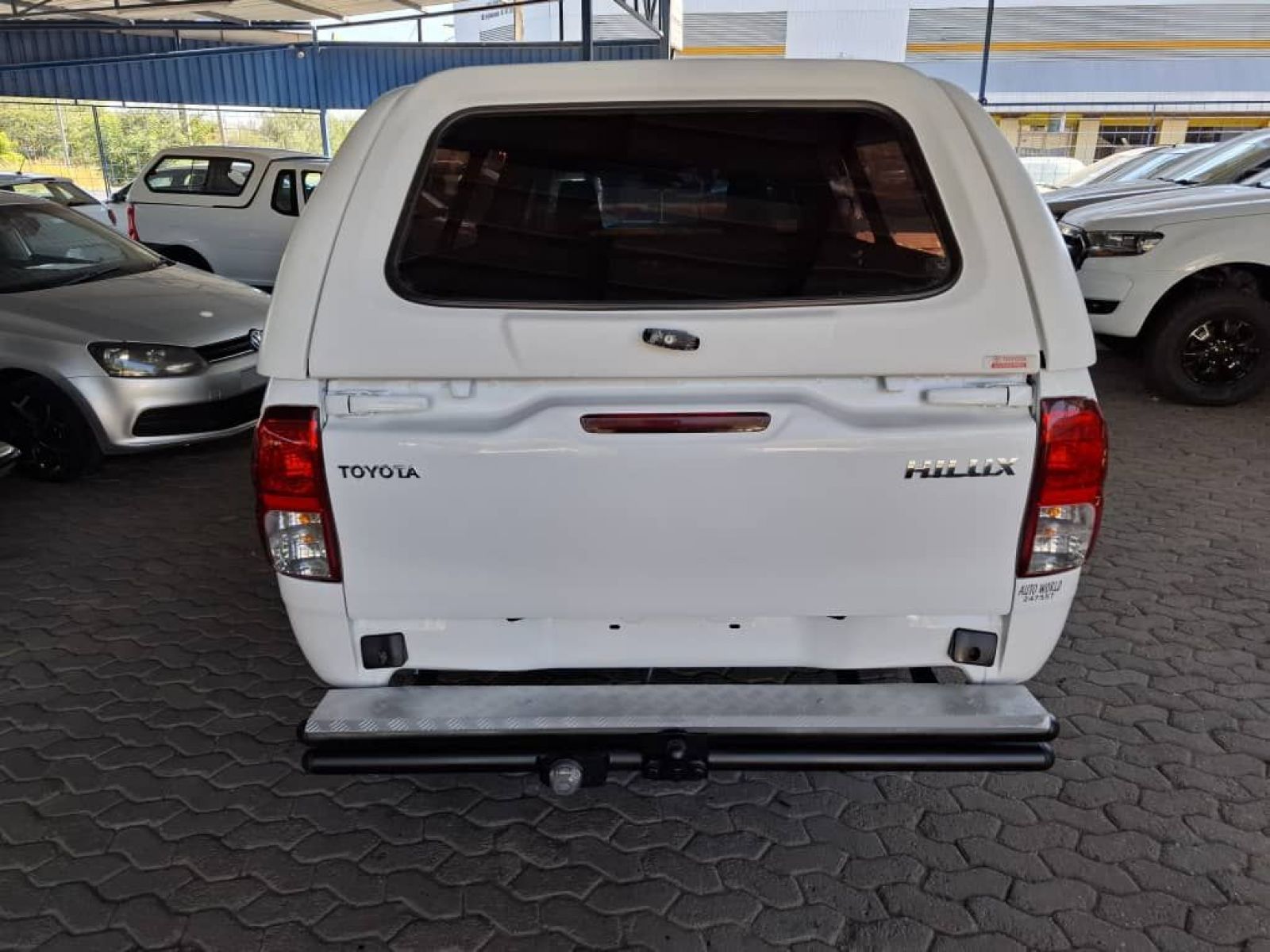 2021 Toyota Hilux photo 6