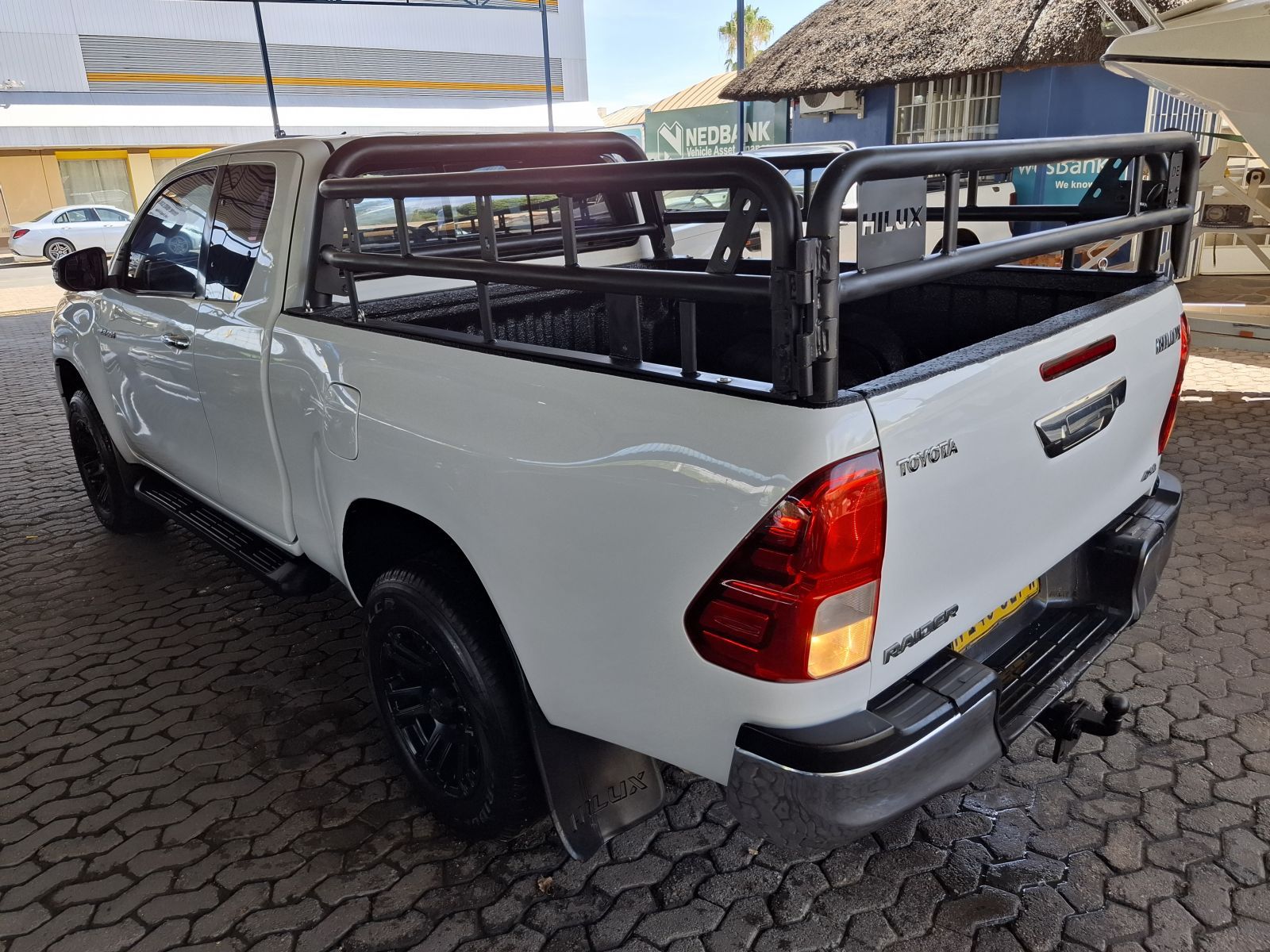 2016 Toyota Hilux photo 5
