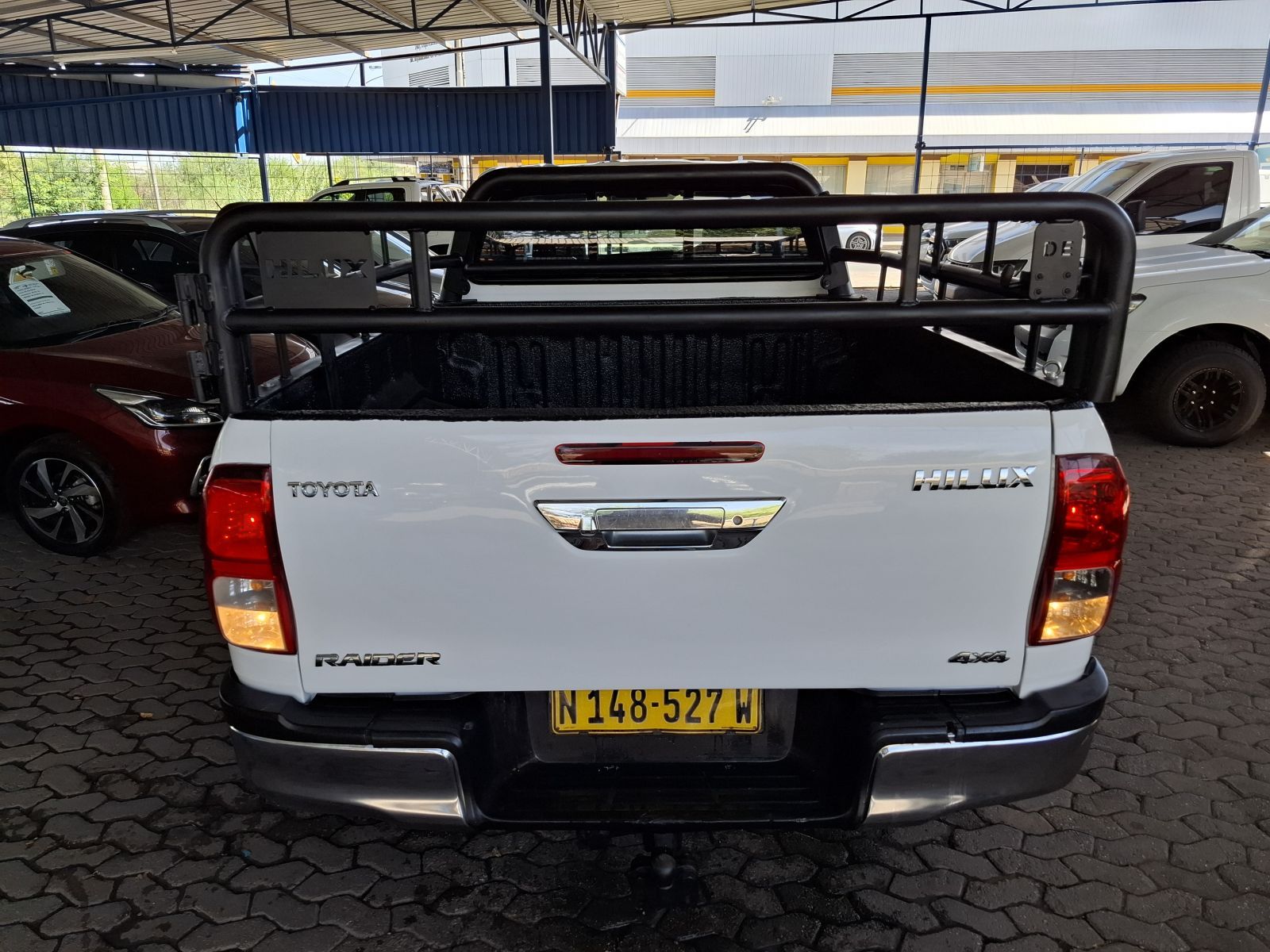 2016 Toyota Hilux photo 6