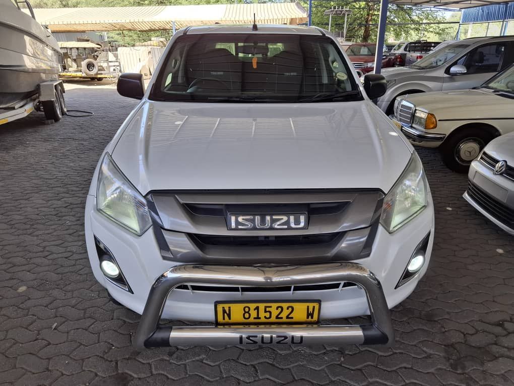 2018 Isuzu KB Series photo 3
