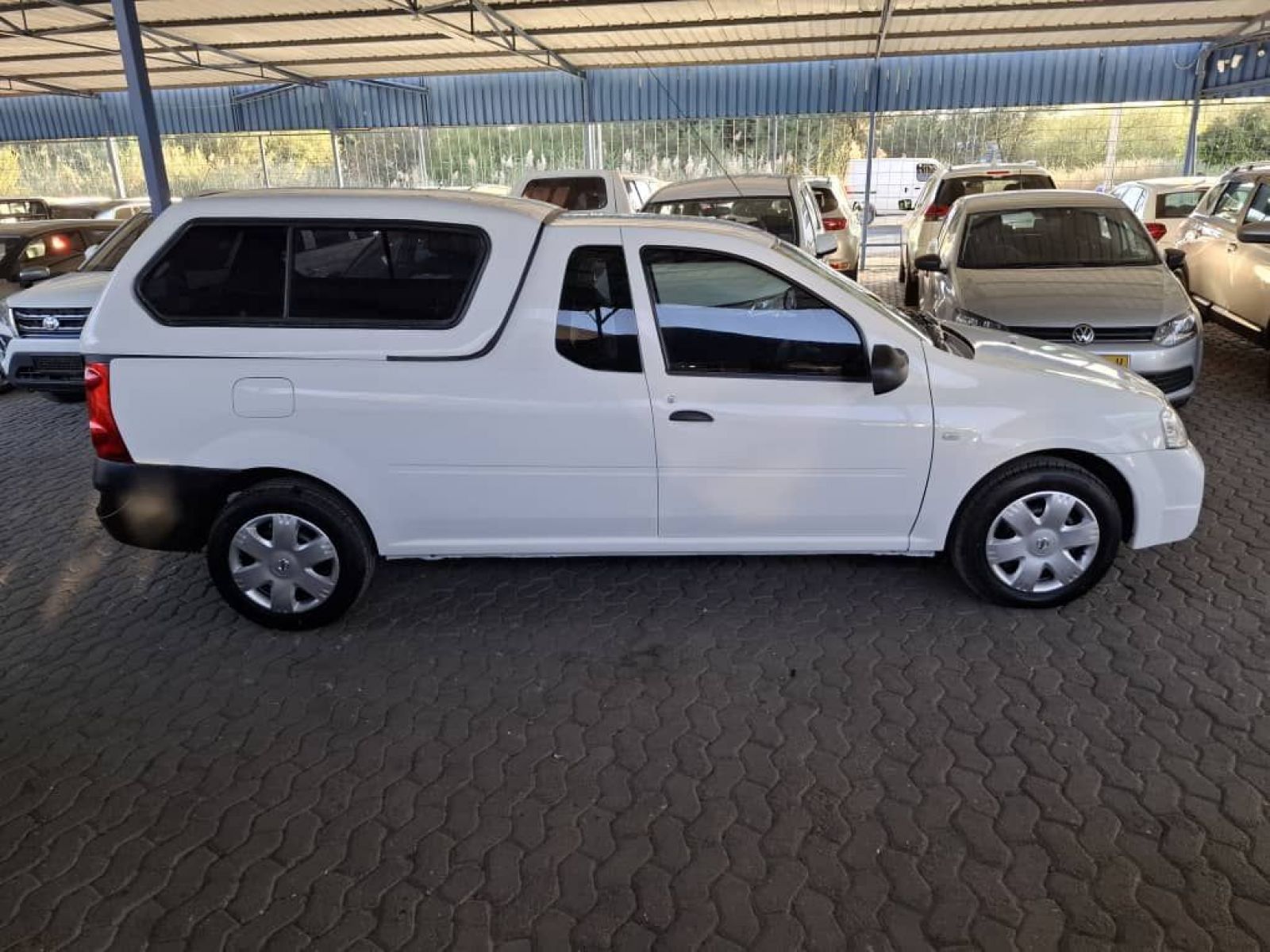 2020 Nissan NP200 photo 1