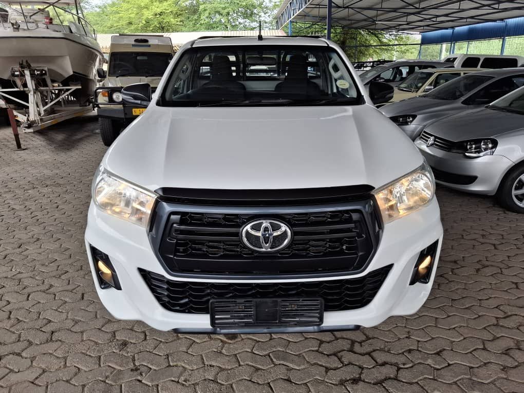 2019 Toyota Hilux photo 4