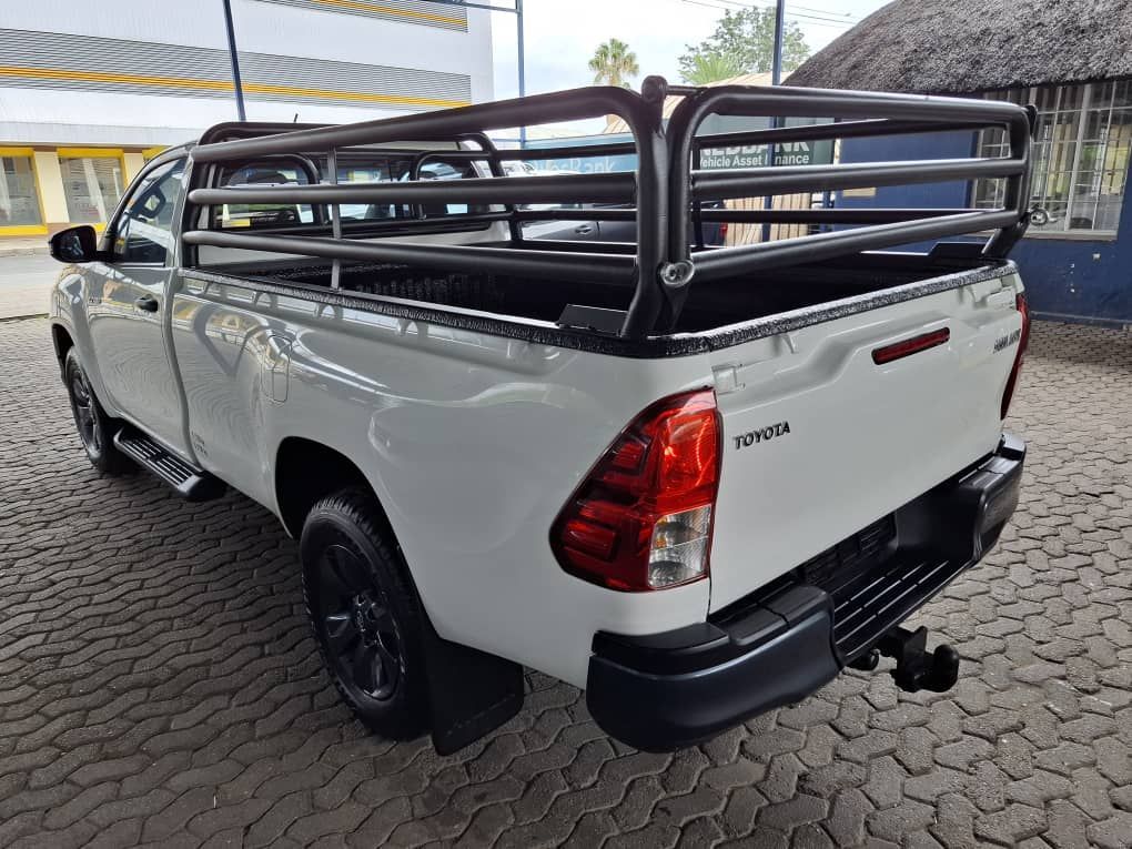 2019 Toyota Hilux photo 5