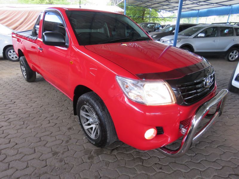 2015 Toyota Hilux photo 2