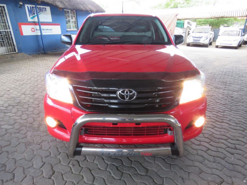 2015 Toyota Hilux photo 3