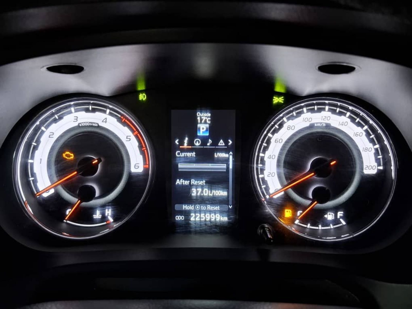 2018 Toyota Hilux photo 10