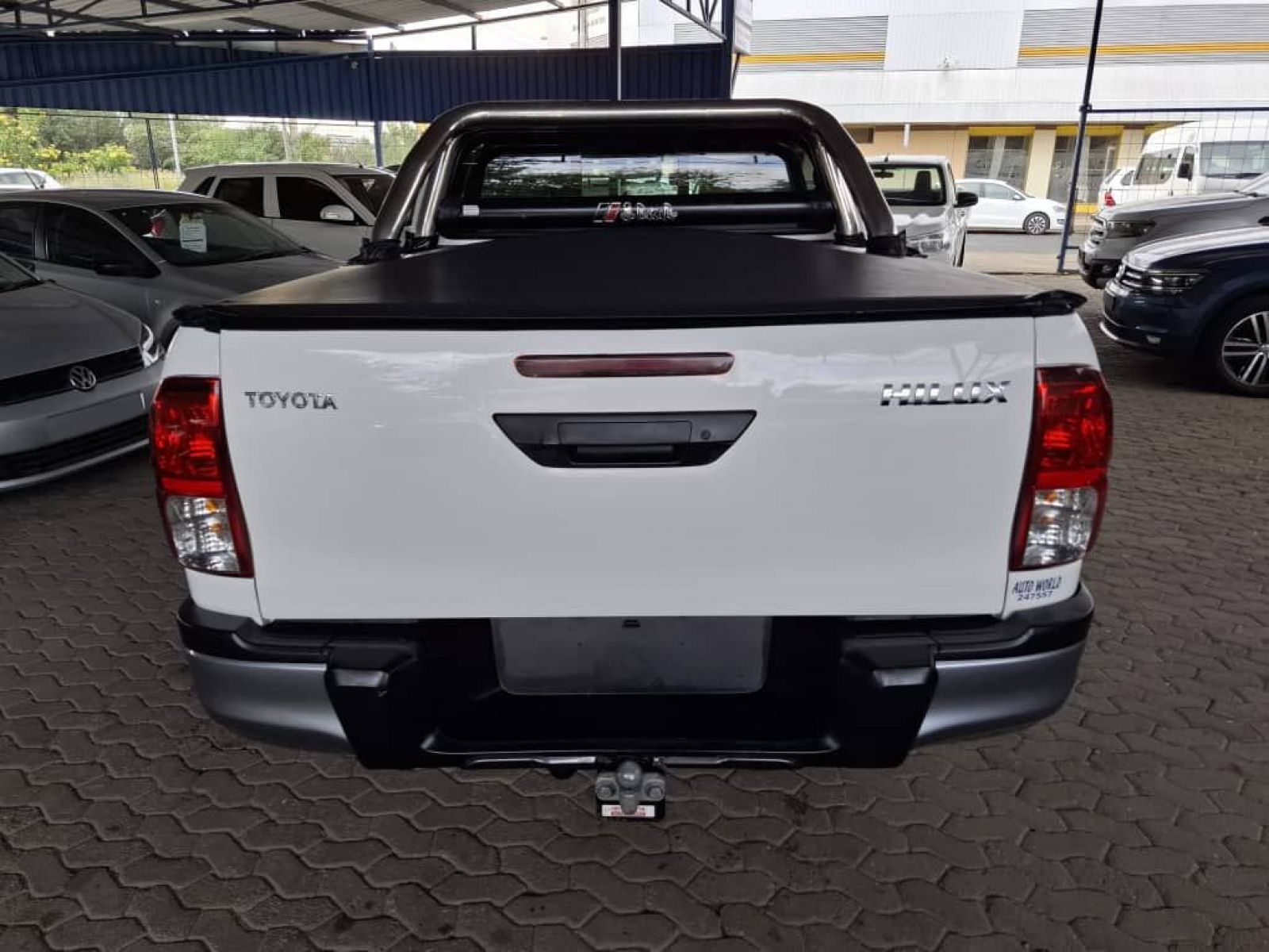 2018 Toyota Hilux photo 6
