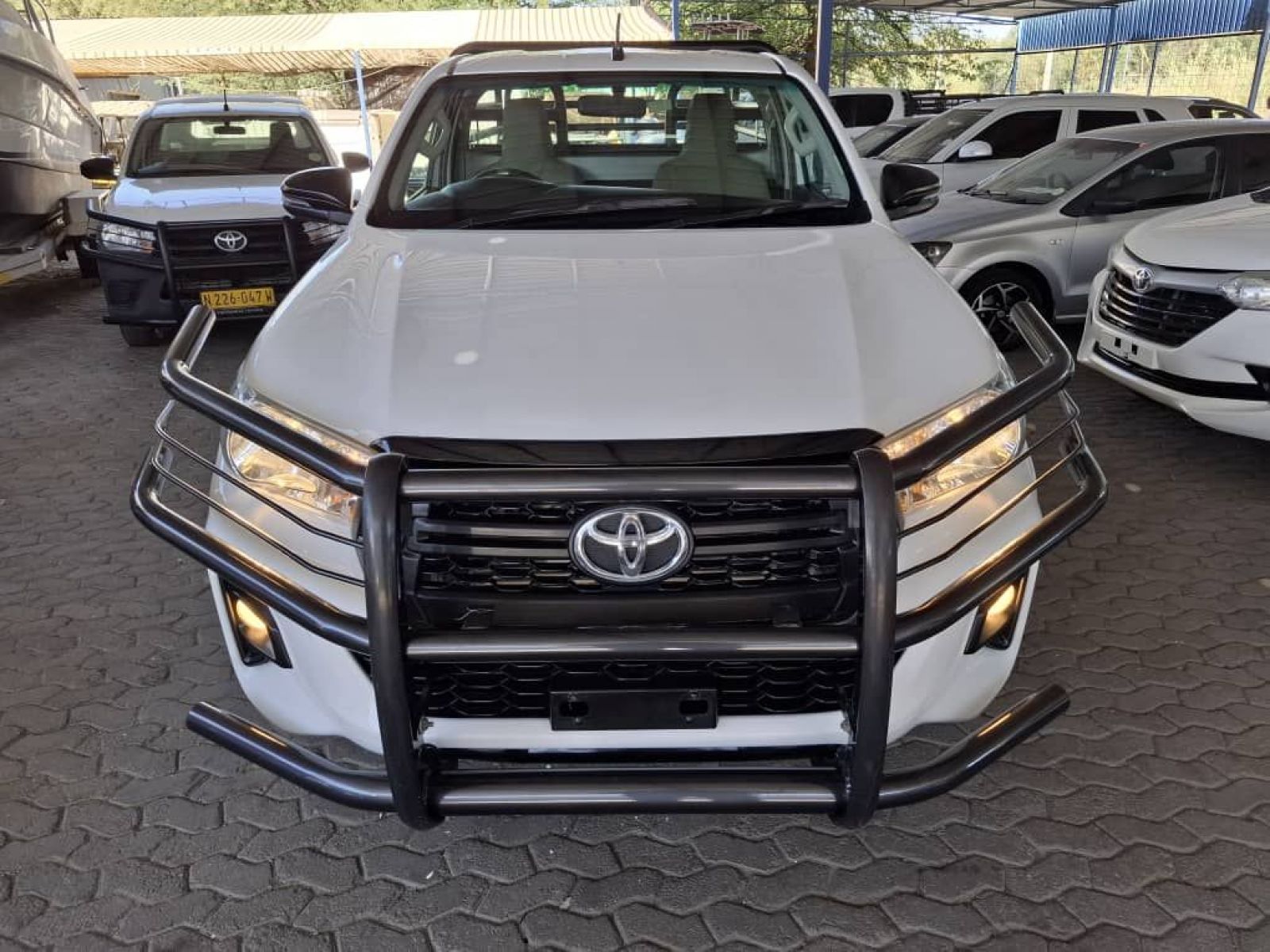 2018 Toyota Hilux photo 3