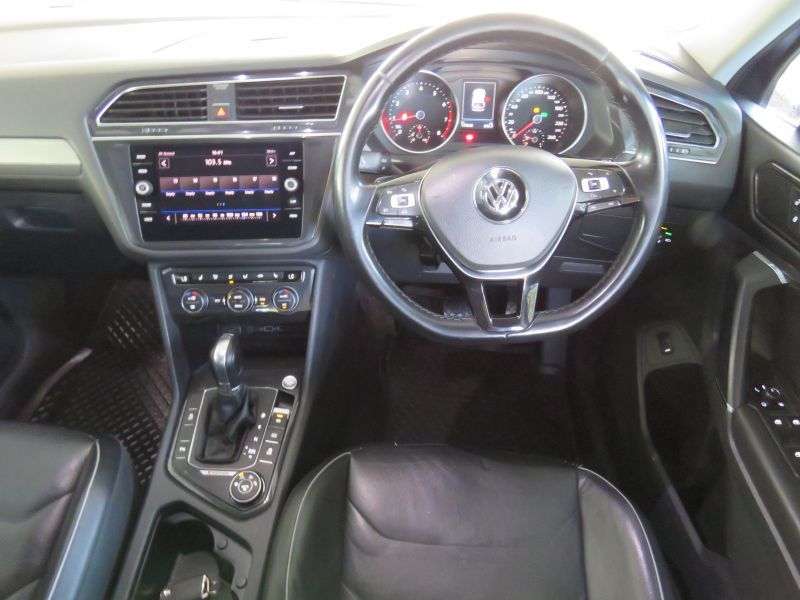 2018 Volkswagen Tiguan photo 8