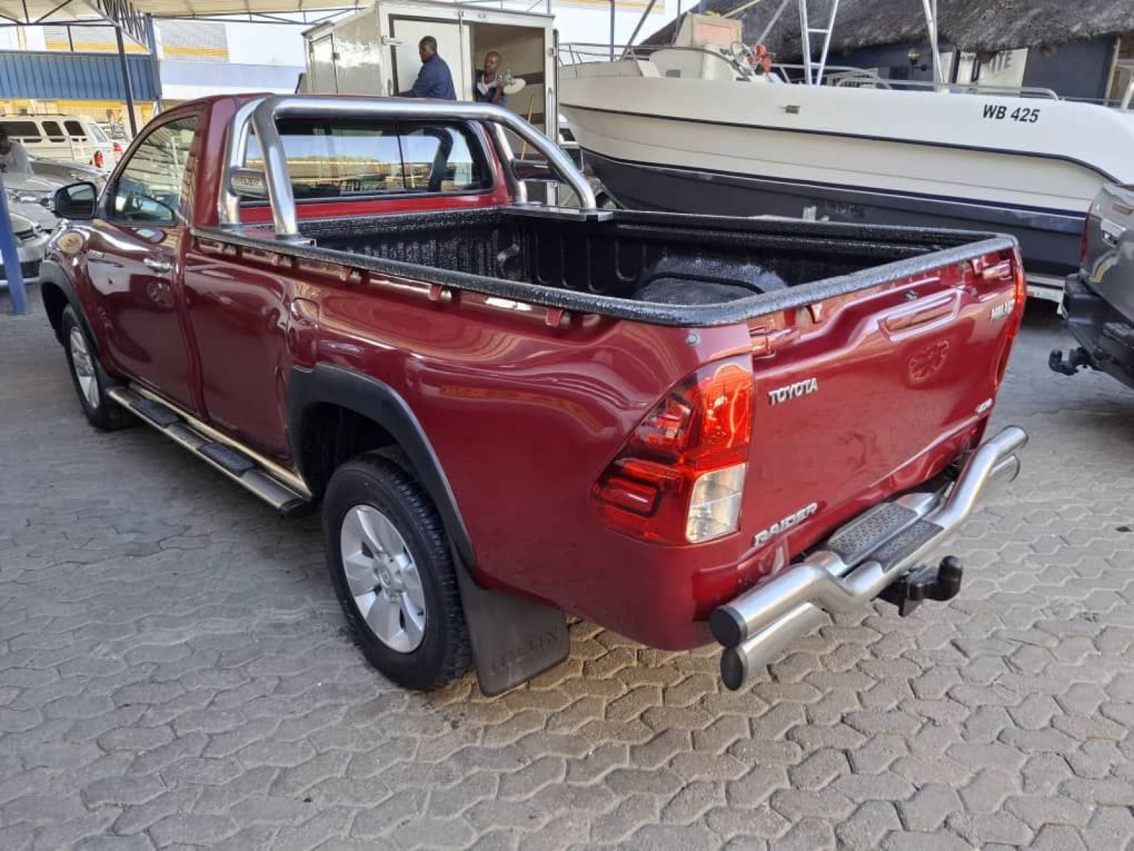 2016 Toyota Hilux photo 5
