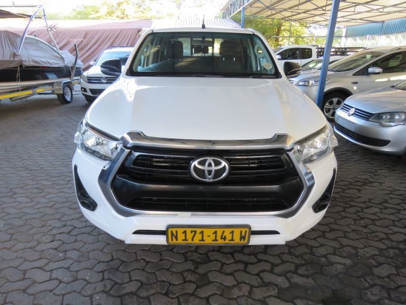 2021 Toyota Hilux photo 3