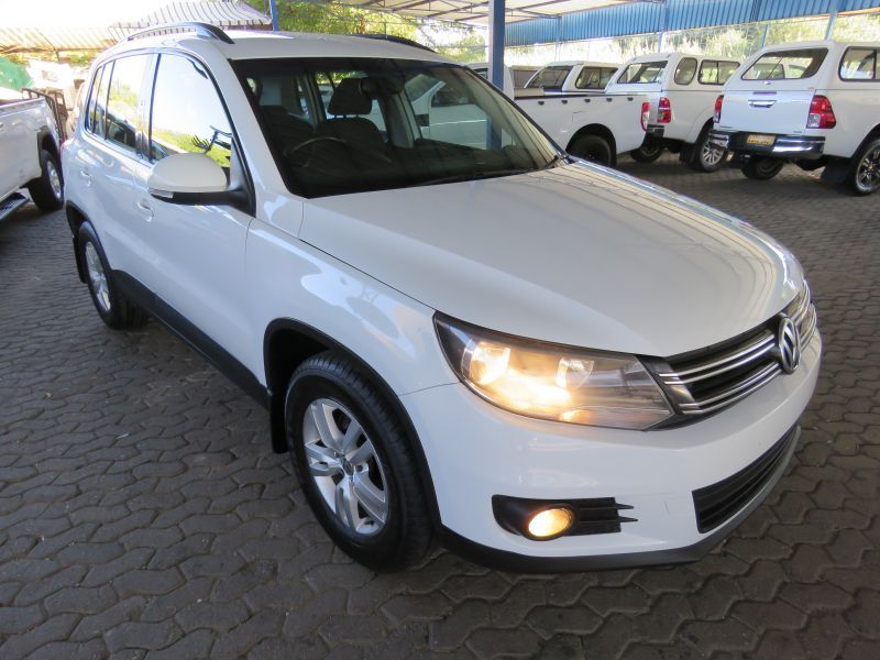 2014 Volkswagen Tiguan photo 2