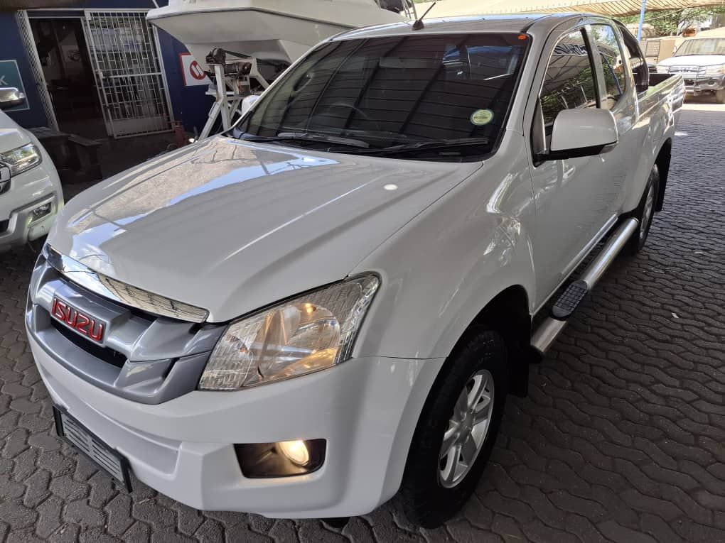 2015 Isuzu KB Series photo 4