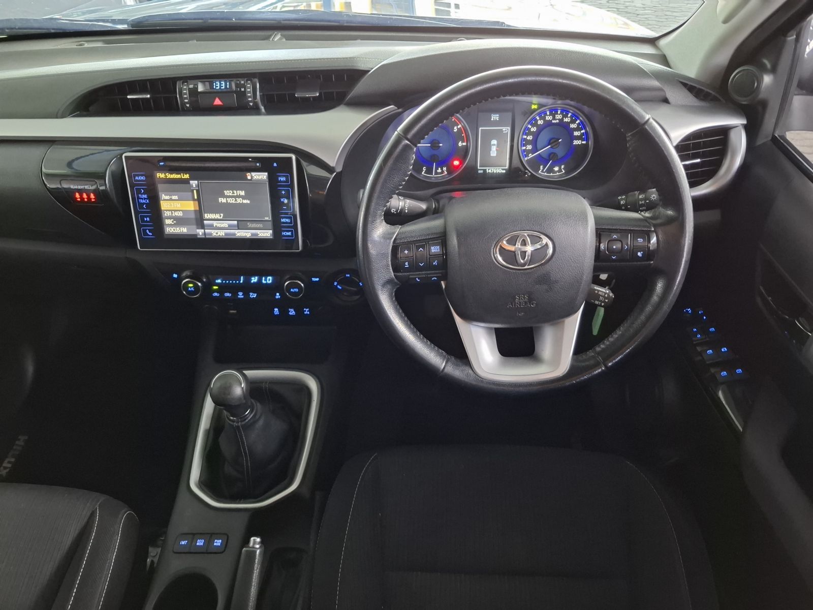 2017 Toyota Hilux photo 8