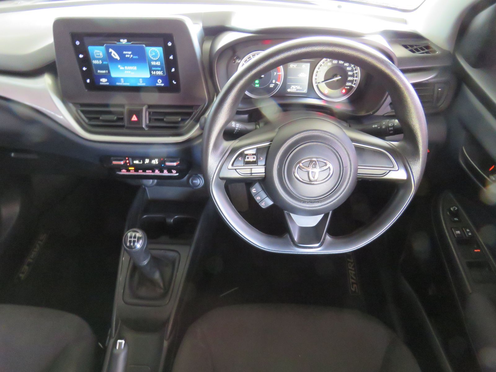 2022 Toyota Starlet photo 8