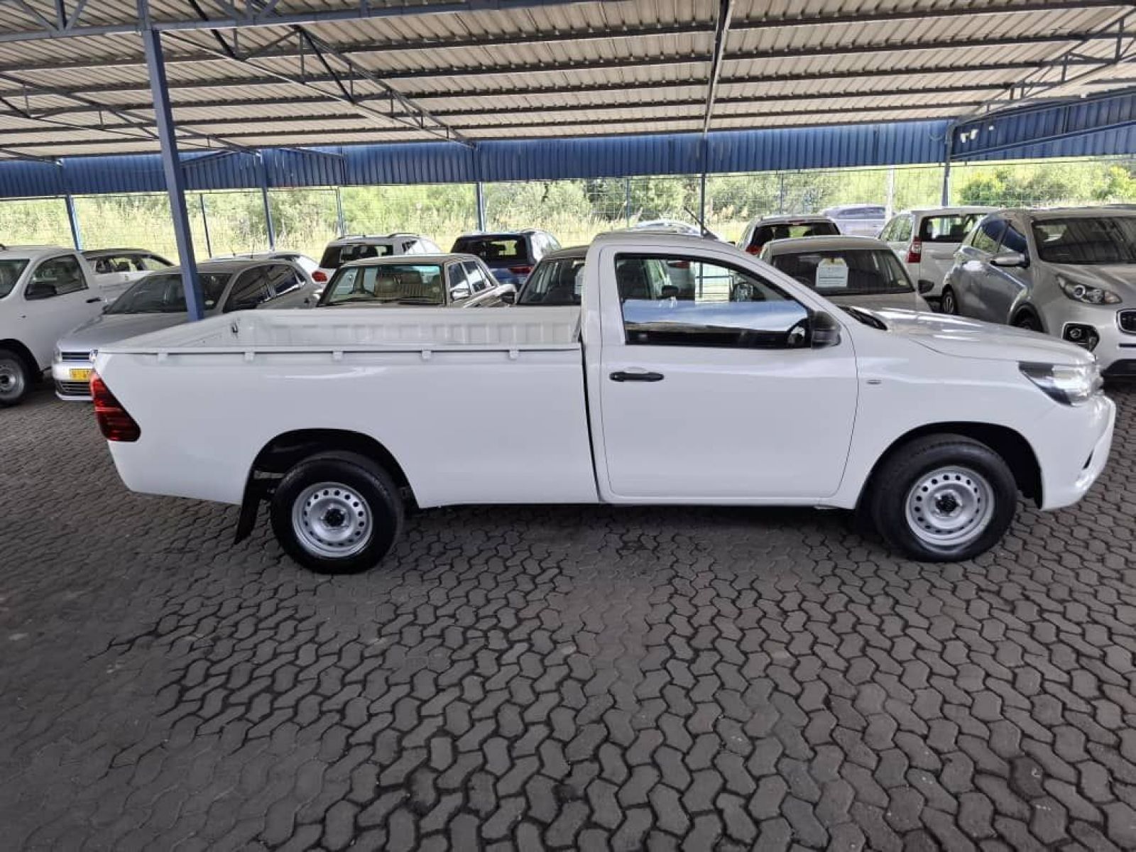2019 Toyota Hilux photo 1