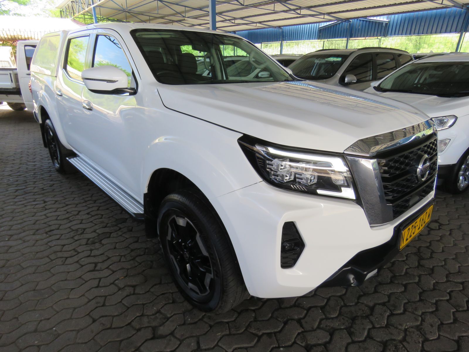 2023 Nissan Navara photo 2
