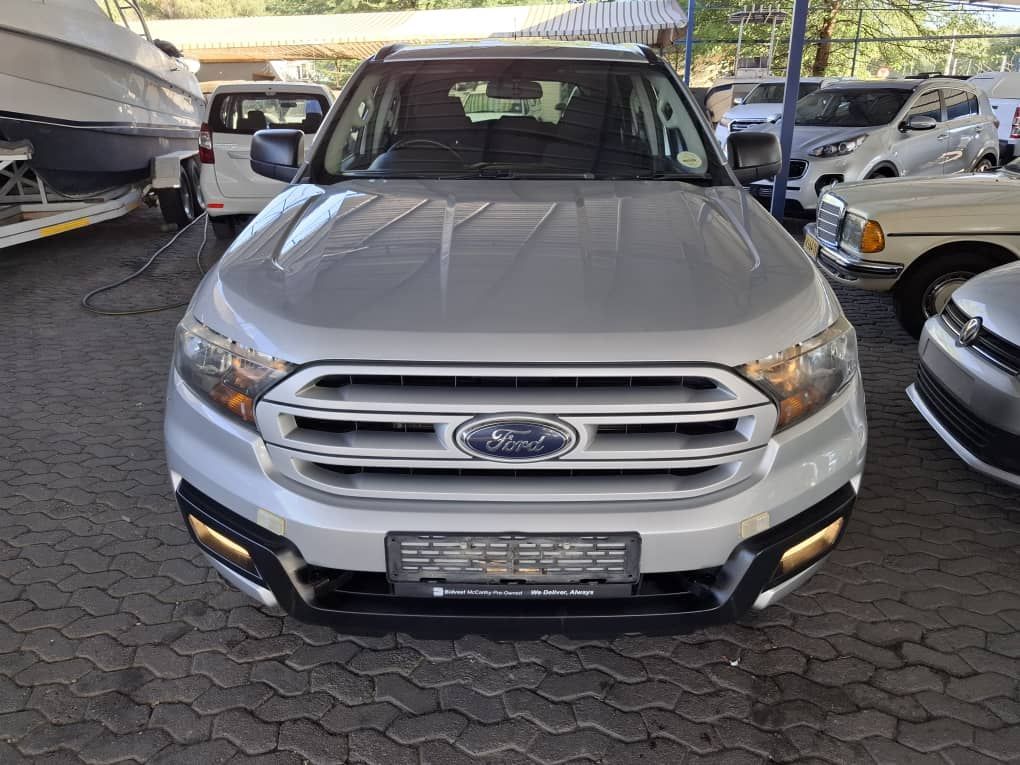2019 Ford Everest photo 4