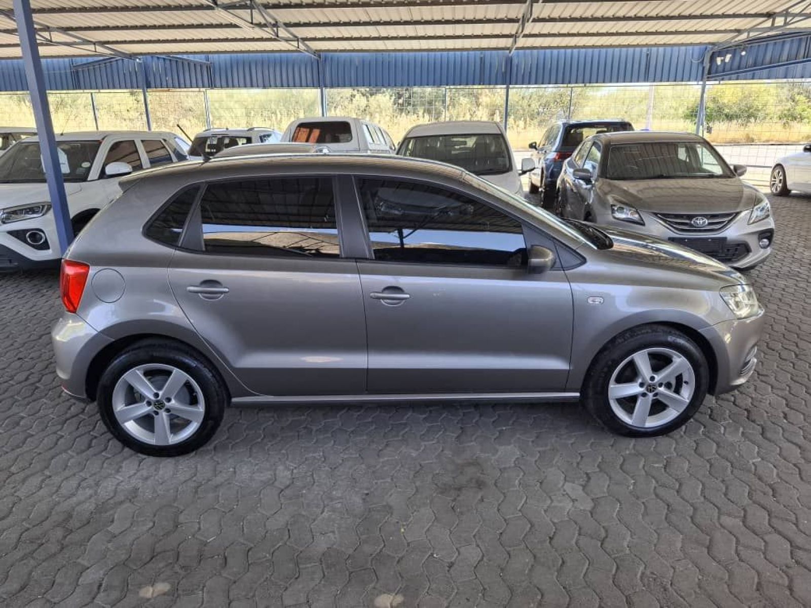 2023 Volkswagen Polo Vivo photo 1