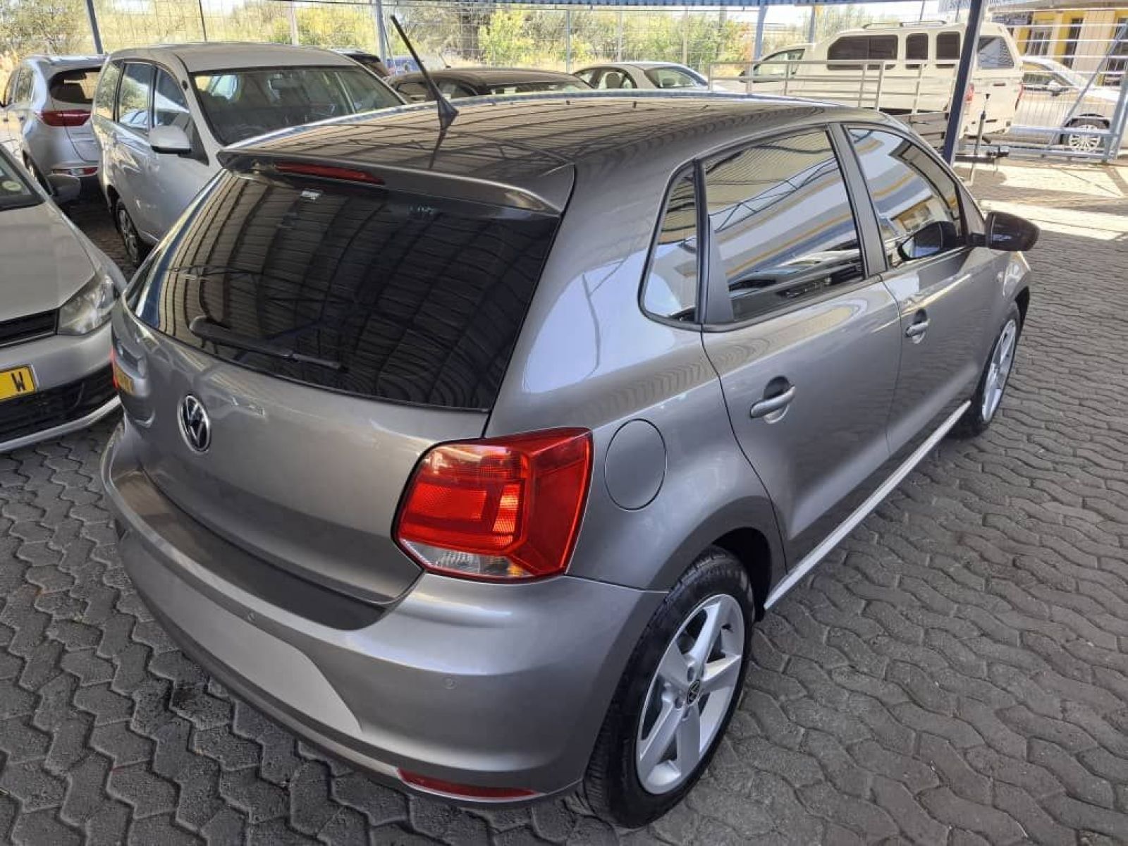 2023 Volkswagen Polo Vivo photo 7