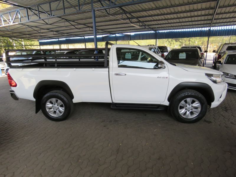 2016 Toyota Hilux photo 1