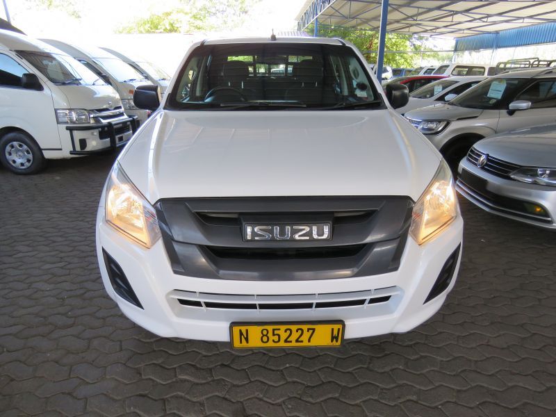 2019 Isuzu KB Series photo 3