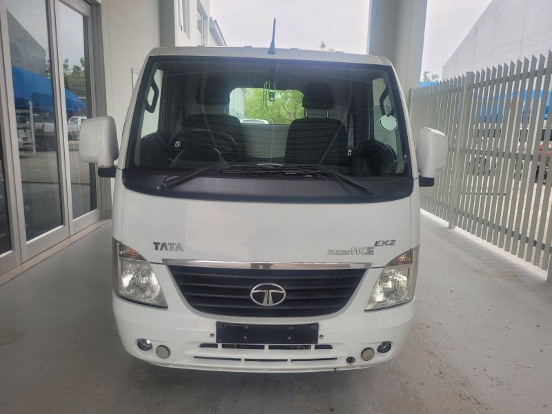 2016 Tata Super Ace photo 3