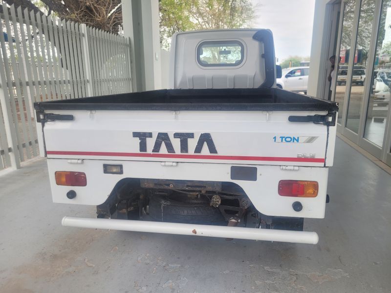 2016 Tata Super Ace photo 4