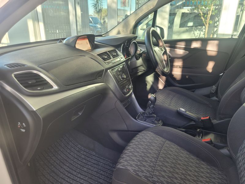 2016 Opel Mokka photo 6