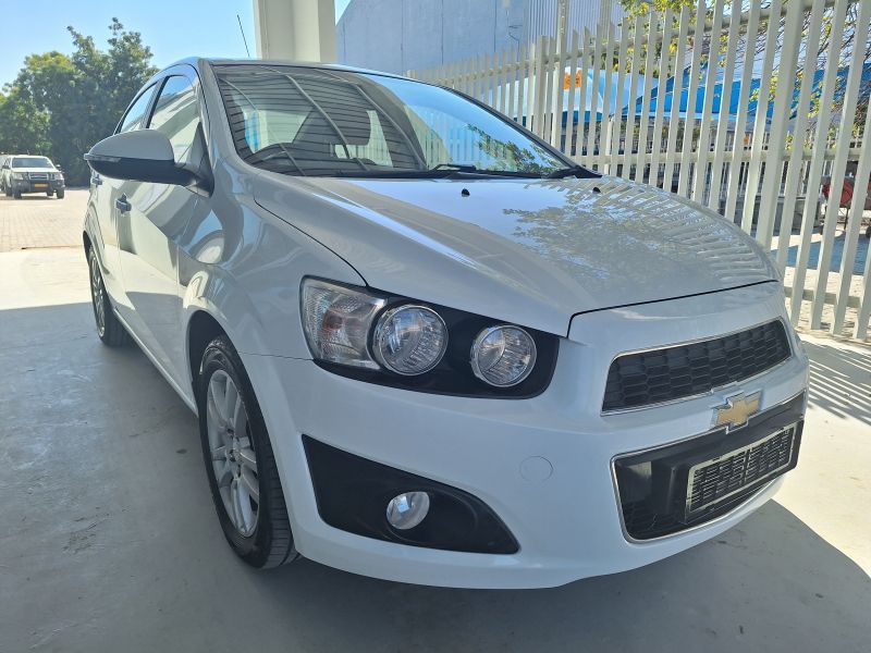 2016 Chevrolet Sonic photo 1