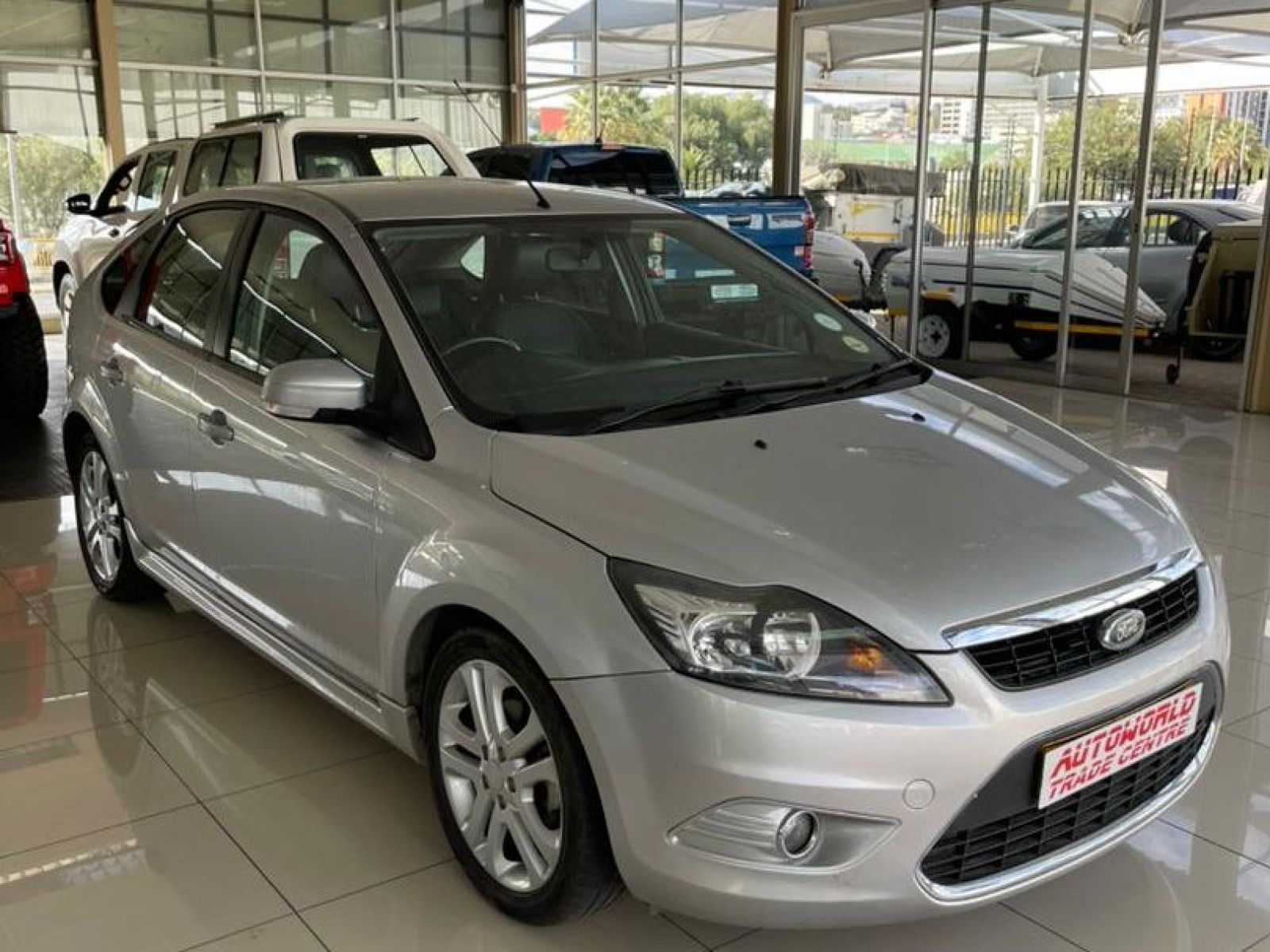 2009 Ford Focus photo 1