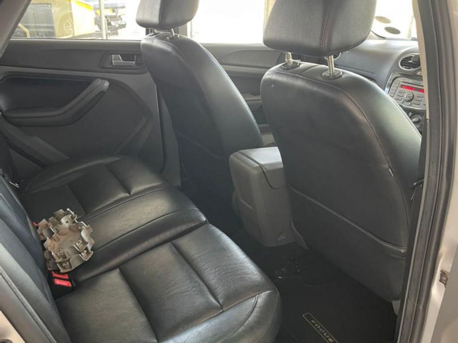 2009 Ford Focus photo 8