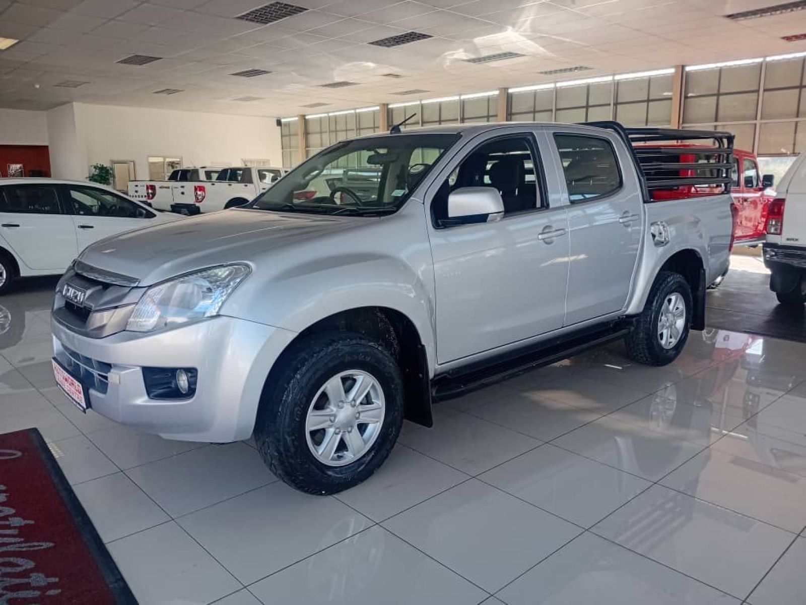2016 Isuzu KB Series photo 3