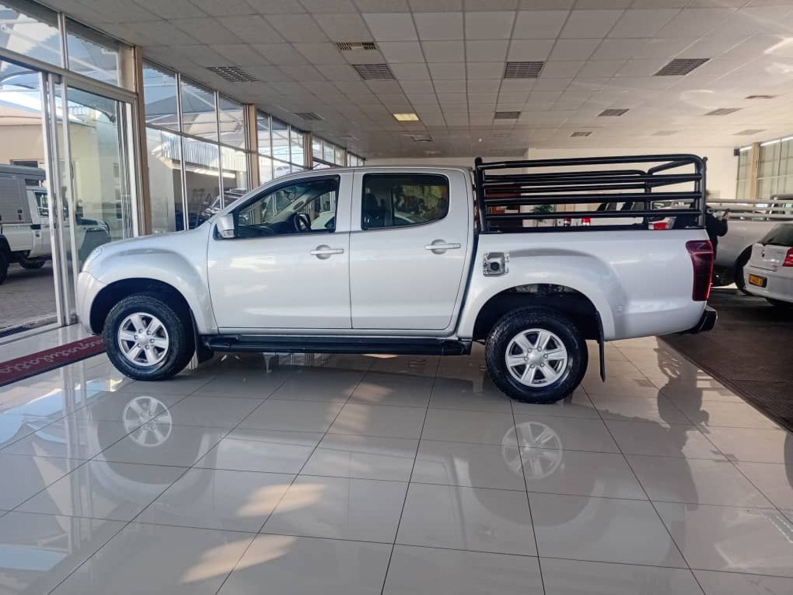 2016 Isuzu KB Series photo 5