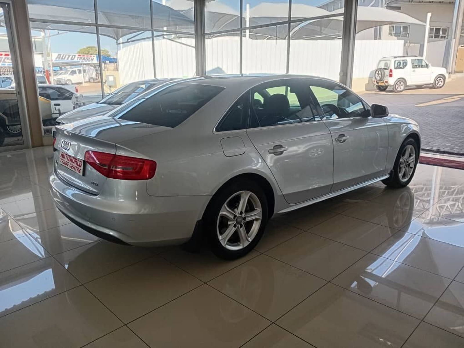 2014 Audi A4 photo 6