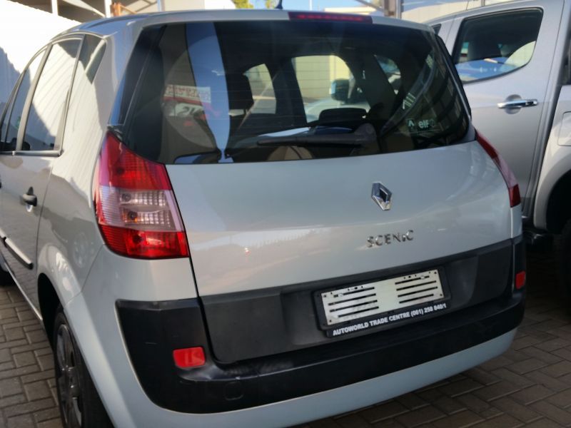 2004 Renault Scenic photo 3