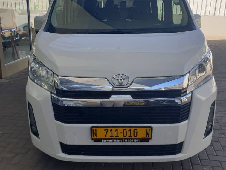 2019 Toyota Quantum photo 2