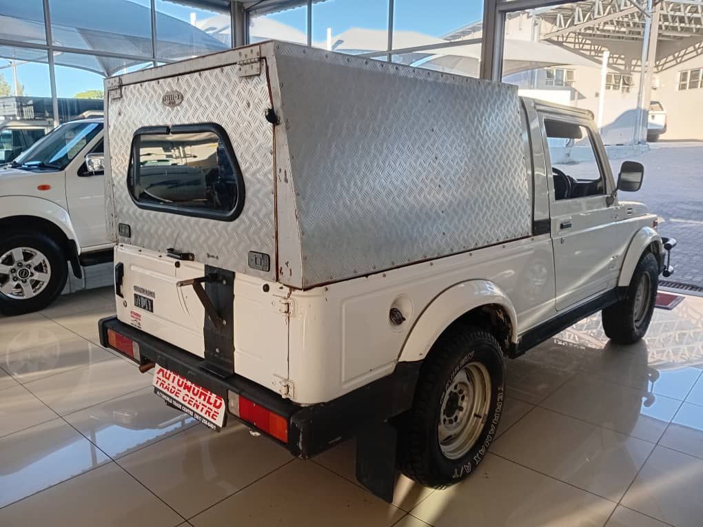 2014 Suzuki Gypsy photo 6