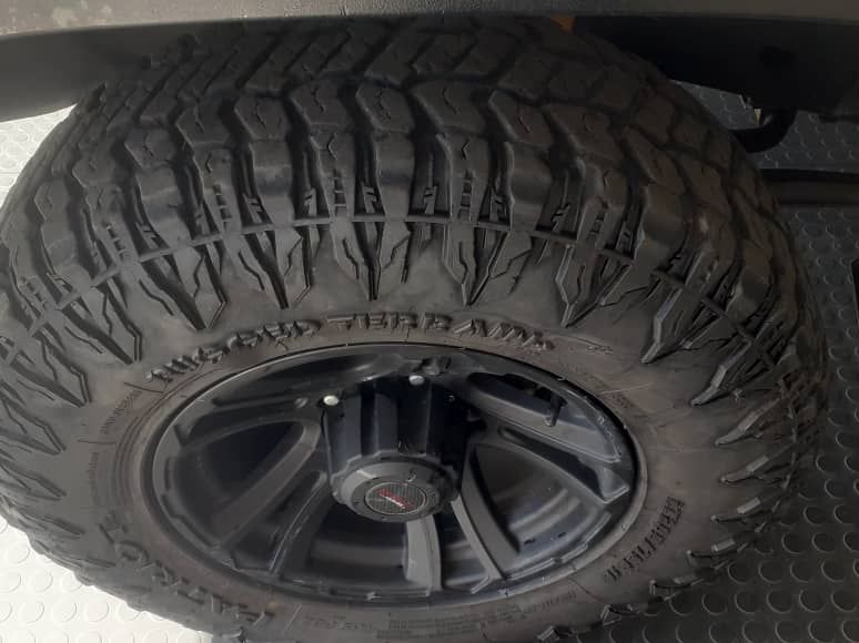 2019 Toyota Land Cruiser photo 11