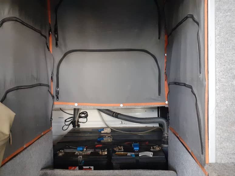2019 Toyota Land Cruiser photo 17