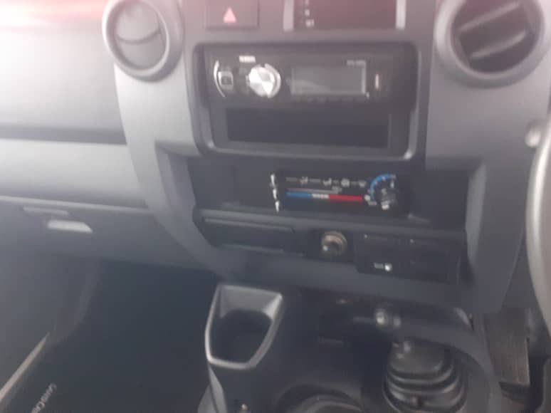 2019 Toyota Land Cruiser photo 7