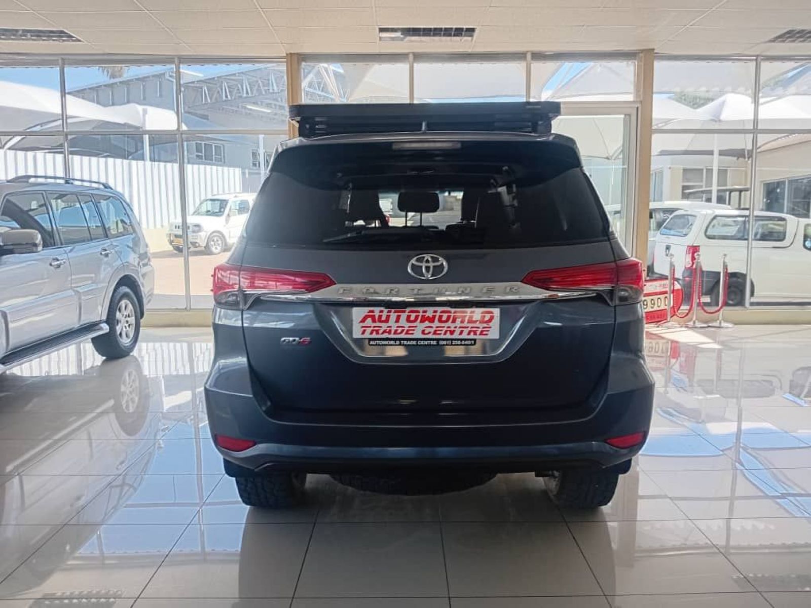 2019 Toyota Fortuner photo 5
