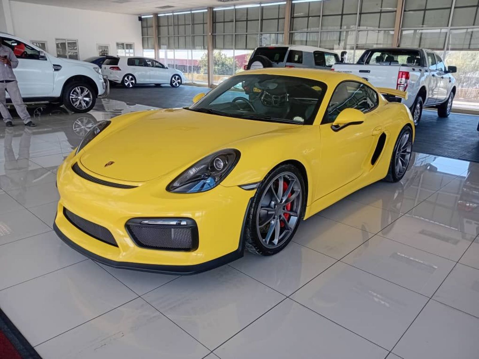 2016 Porsche Cayman photo 4