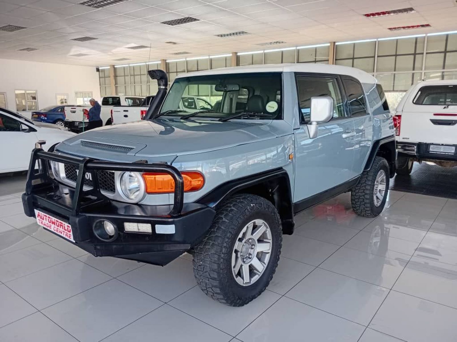 2016 Toyota FJ Cruiser photo 3