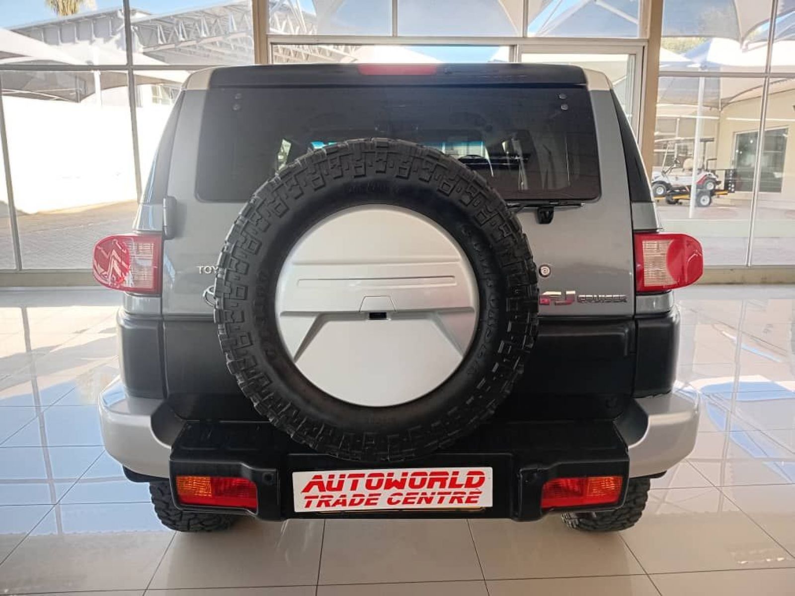 2016 Toyota FJ Cruiser photo 6